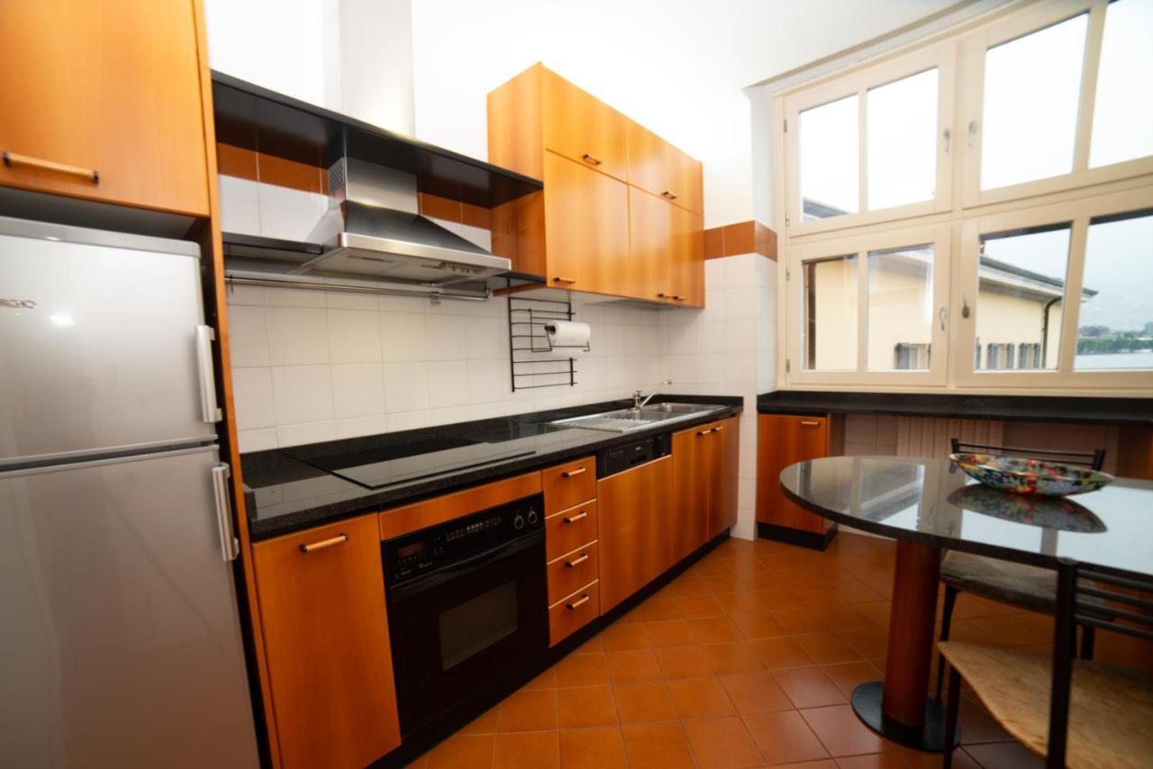 Little Marina Apartment Malgrate Zewnętrze zdjęcie